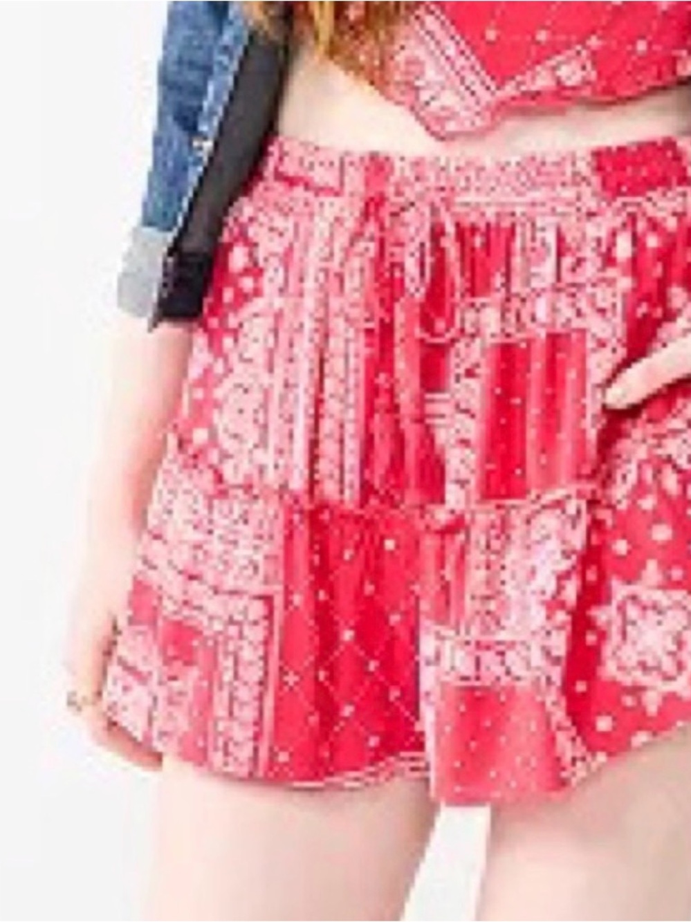 Women’s Red Bandana Print Elastic Waist Shorts size XL